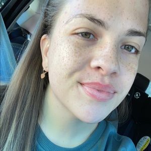 Meet your Posher, Kaitlynn